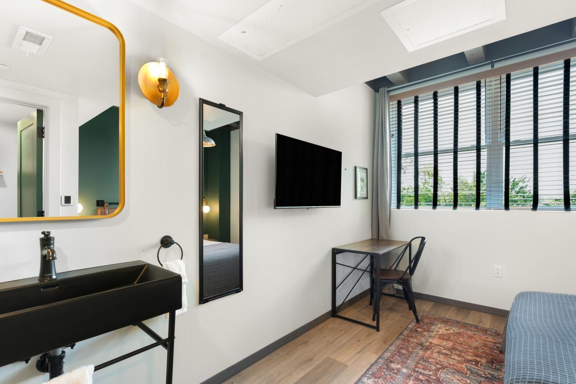 Hotel Nell - Union Market Вашингтон Екстериор снимка